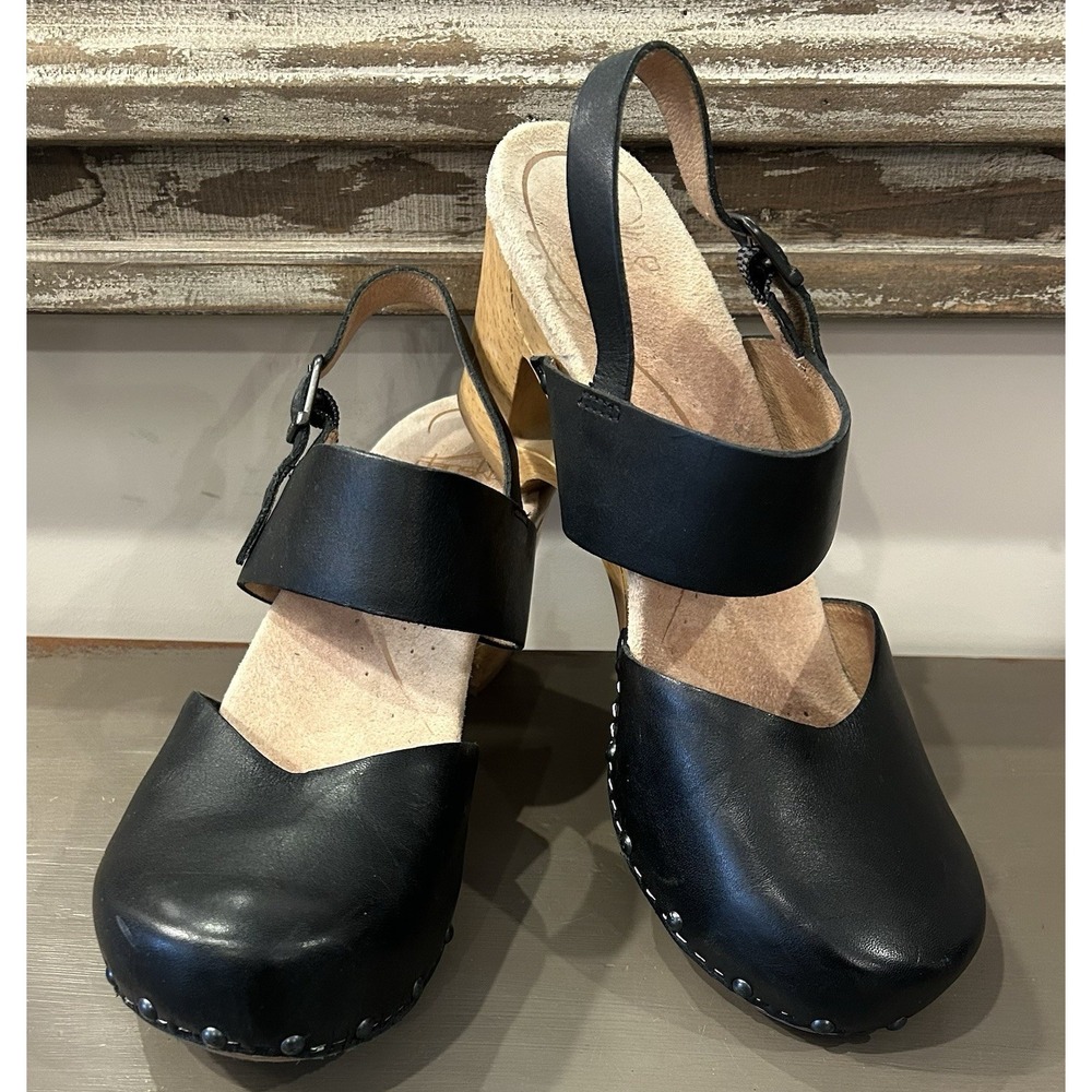 Dansko Thea Black Women's Clogs